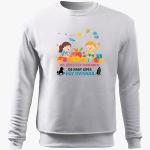 Nagy lépés egy ovisnak belebújós pulóver
